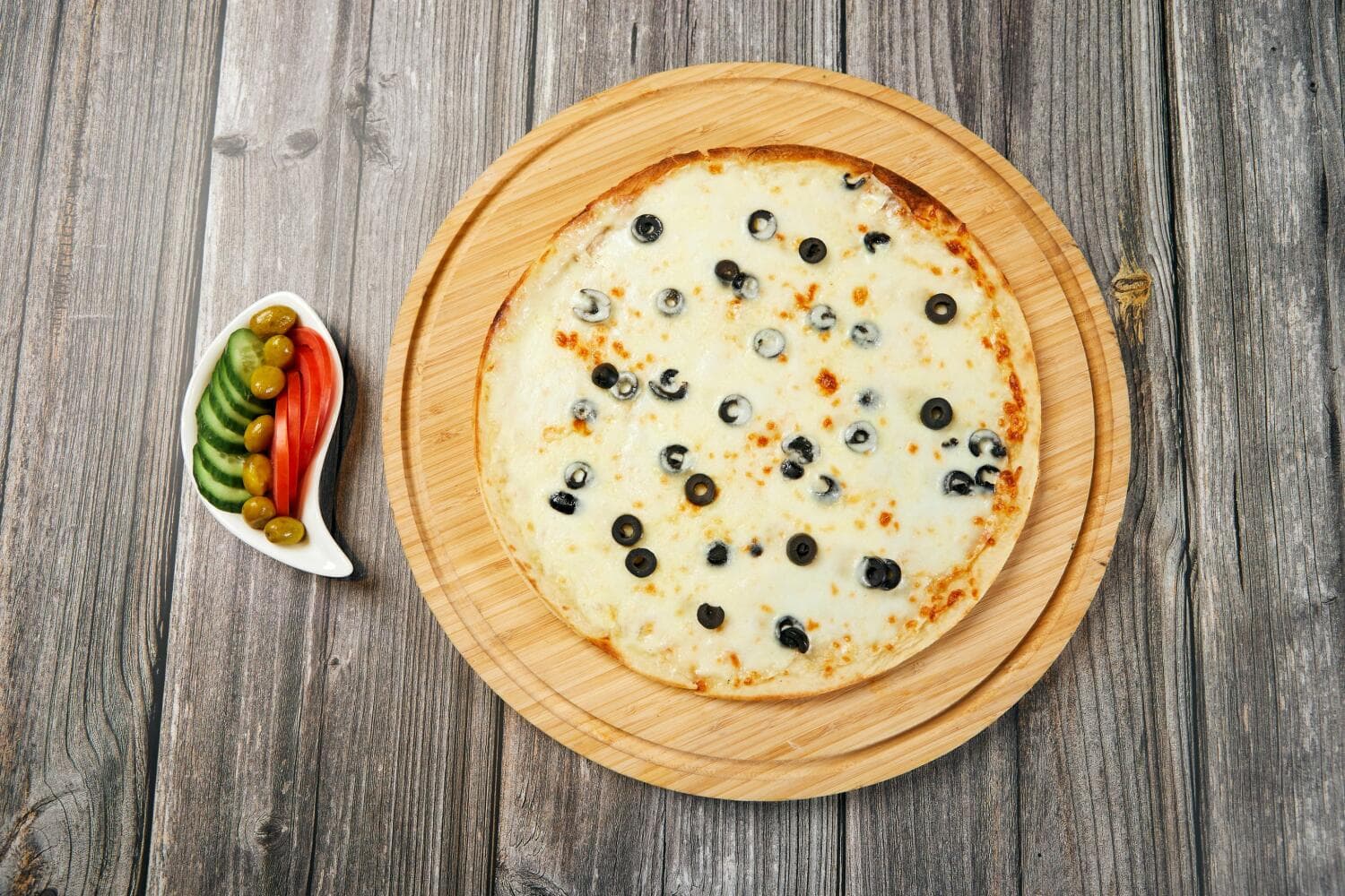 Mozzarella With Olive